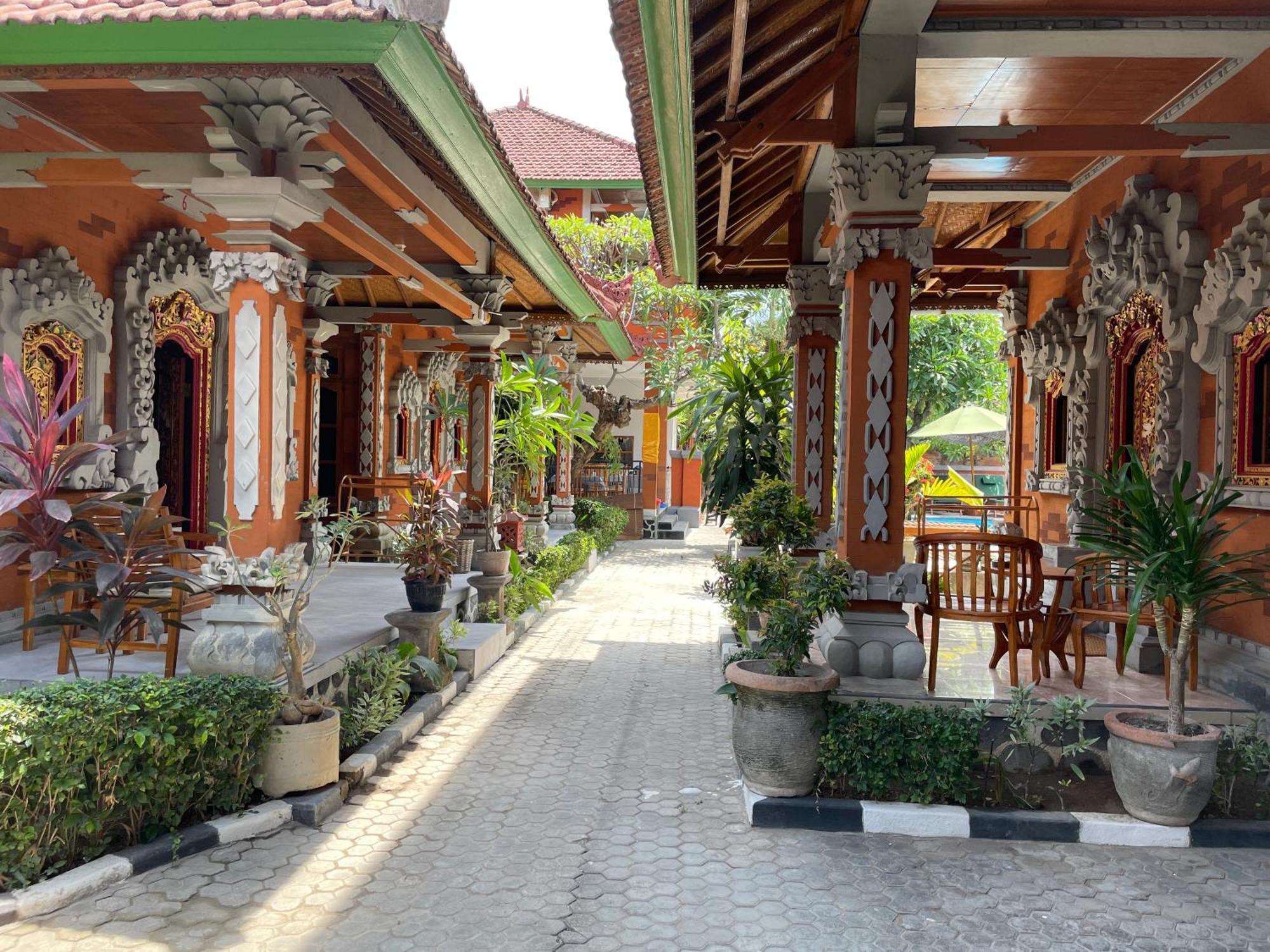Kubu Elsa Bali Hotell Lovina Eksteriør bilde