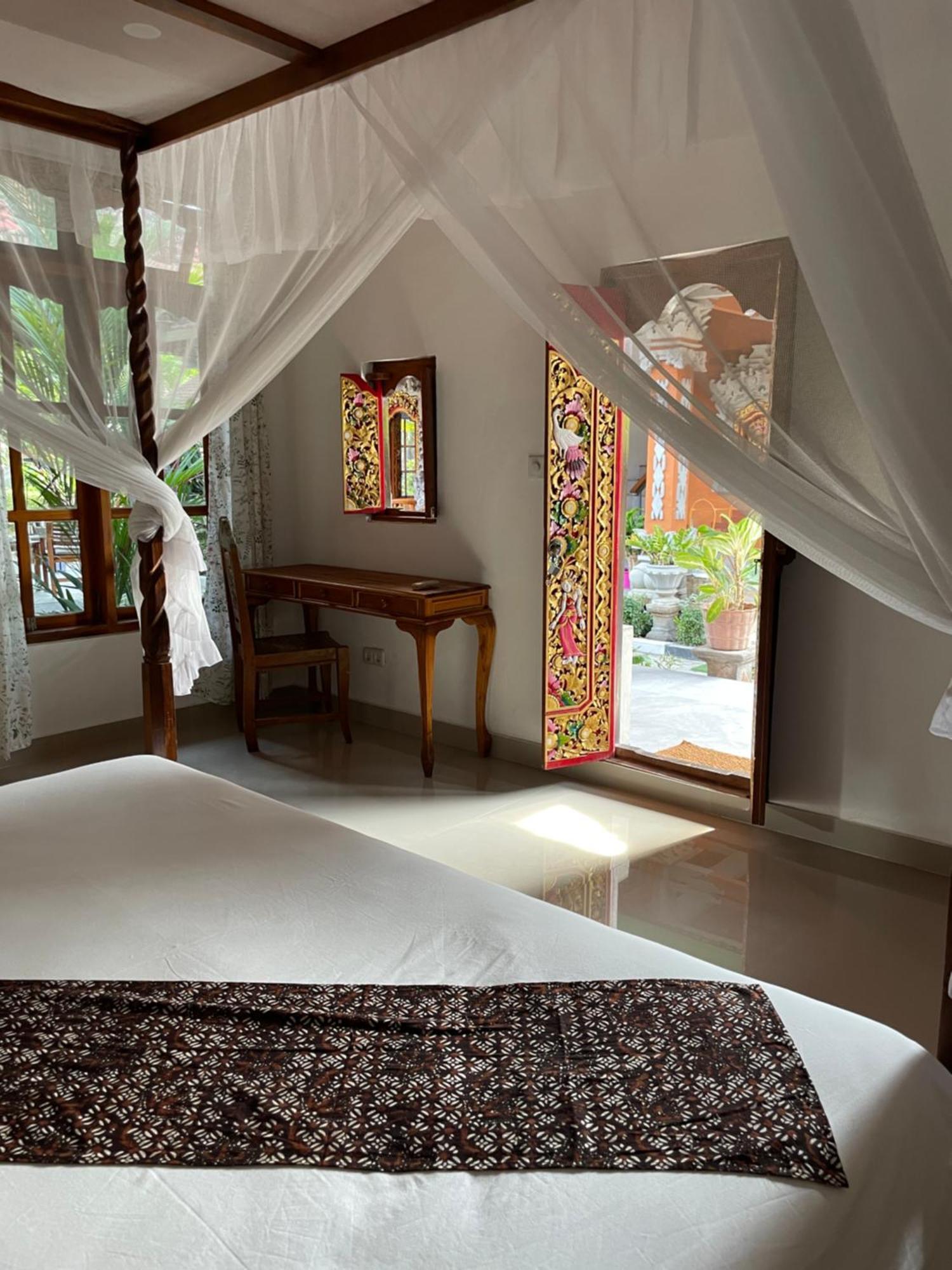 Kubu Elsa Bali Hotell Lovina Eksteriør bilde
