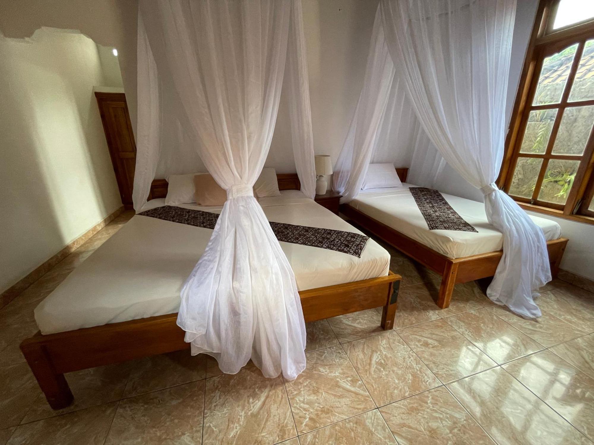 Kubu Elsa Bali Hotell Lovina Rom bilde