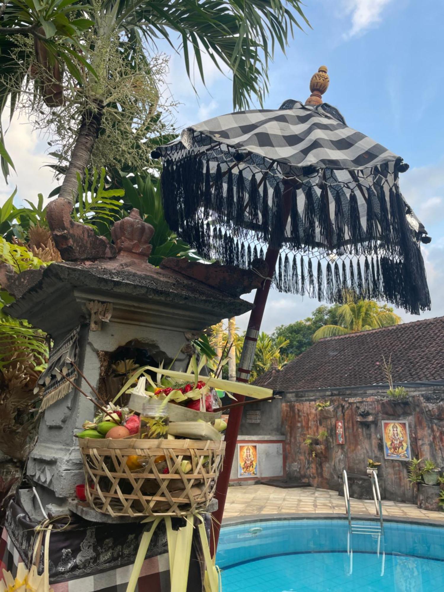 Kubu Elsa Bali Hotell Lovina Eksteriør bilde