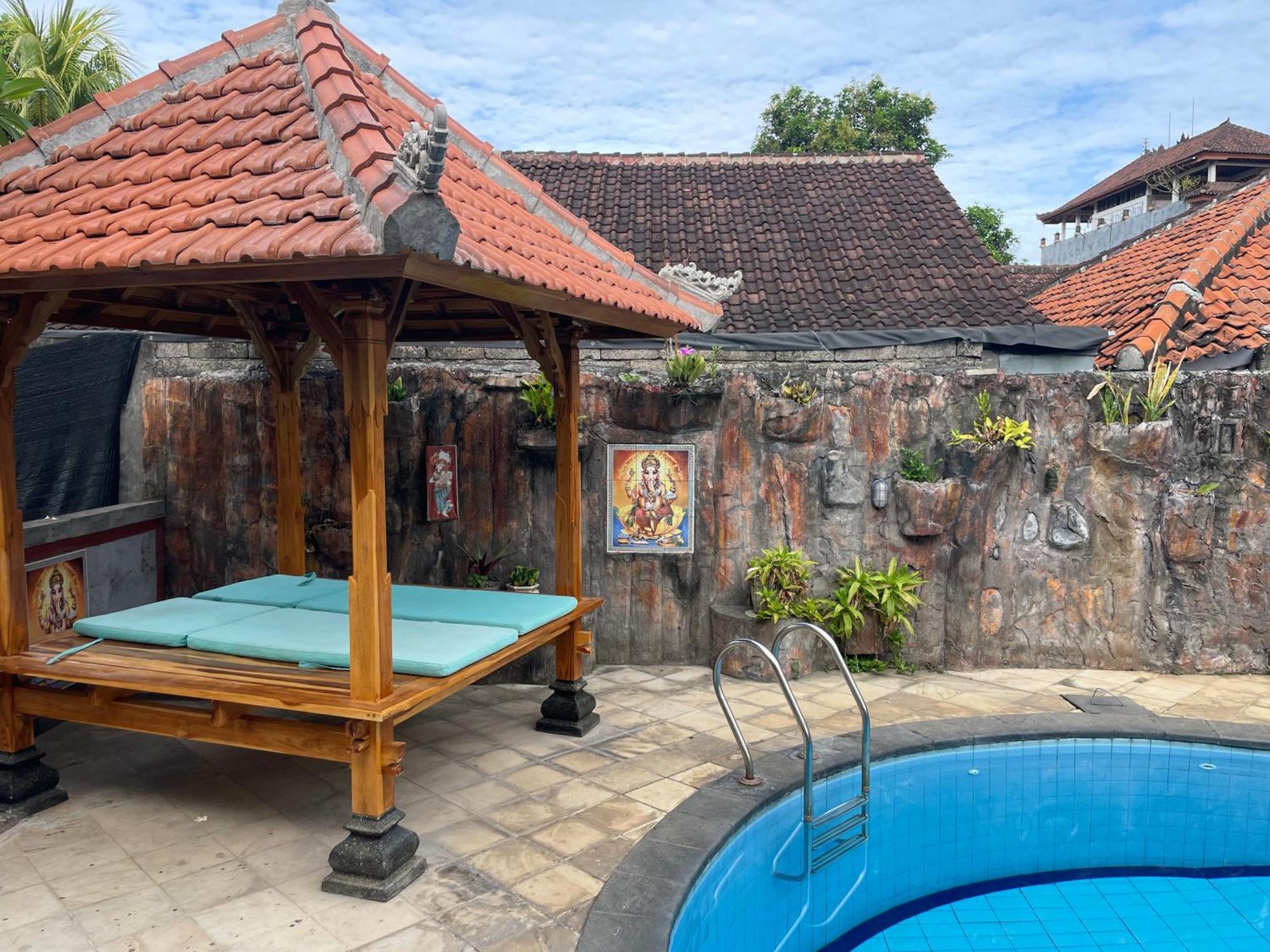 Kubu Elsa Bali Hotell Lovina Eksteriør bilde